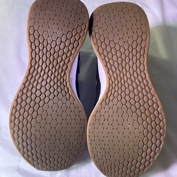 New Balance Black and Gray Athletic Shoes - Picture 10 of 11